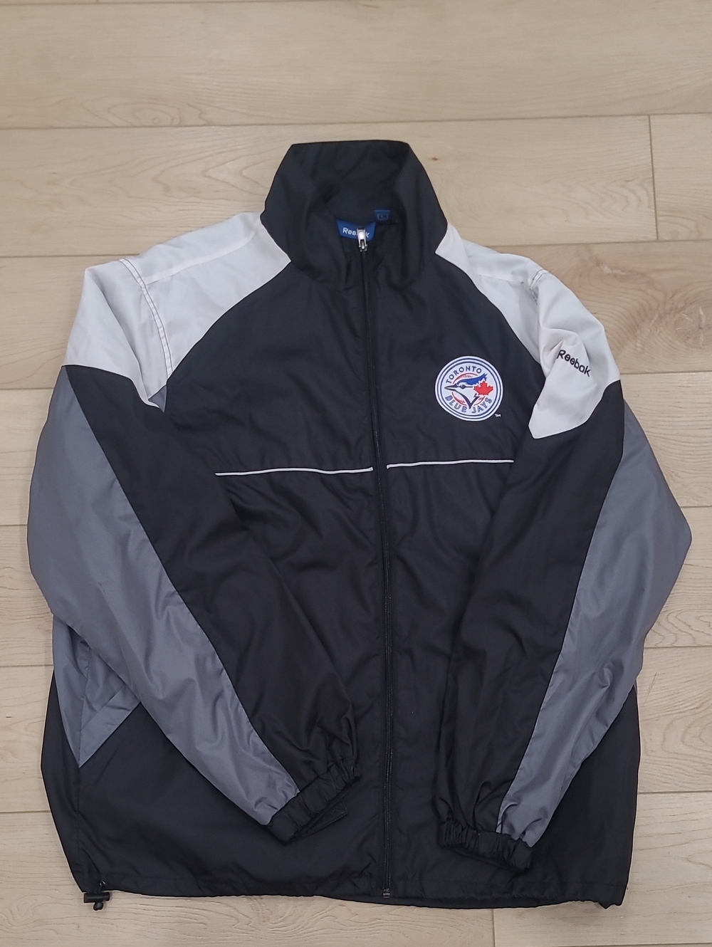 Y2K Reebok Black, Gray & White Toronto Blue Jays Windbreaker Jacket